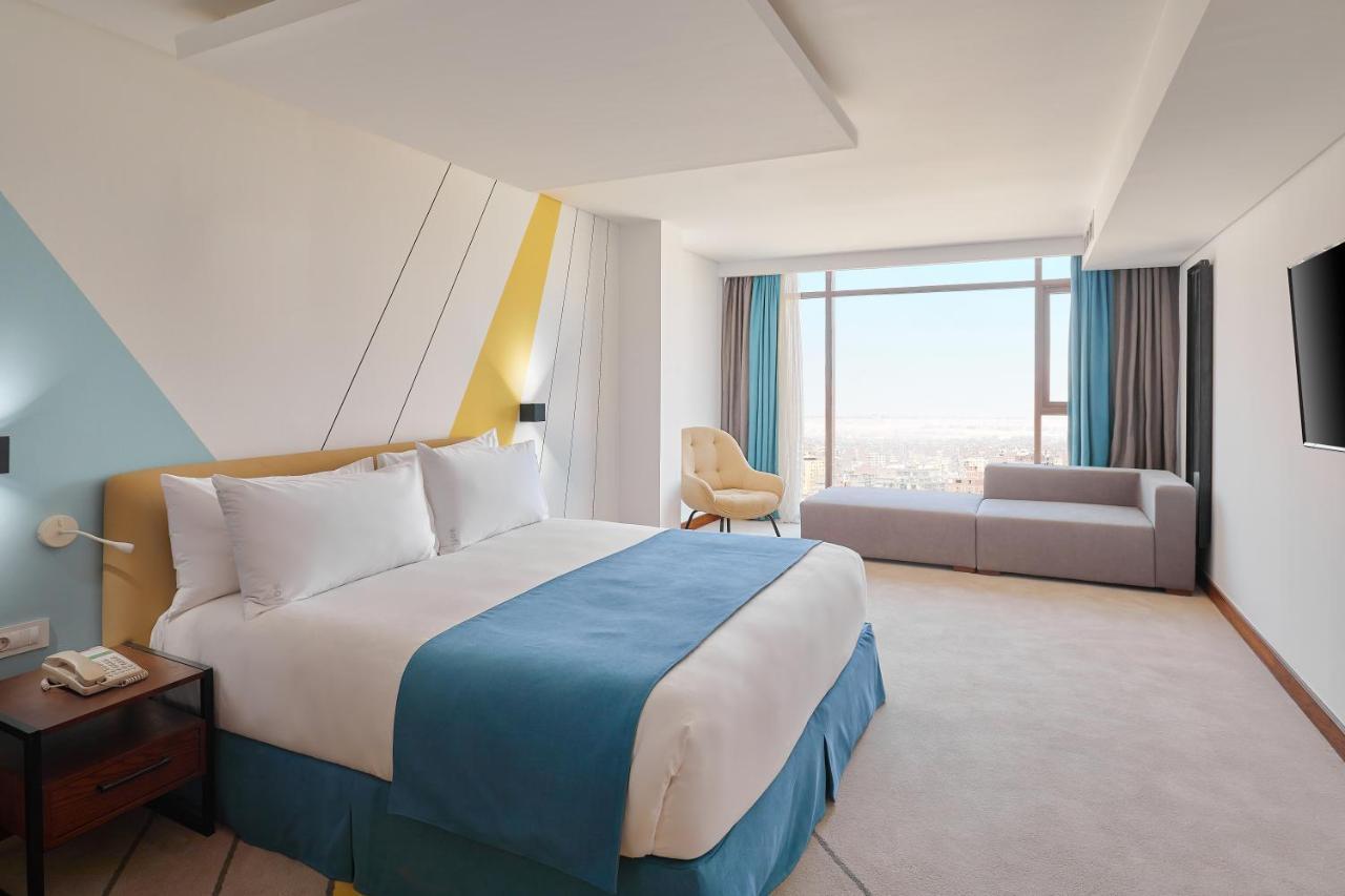 Holiday Inn&Suites - Cairo Maadi, an IHG Hotel Bagian luar foto