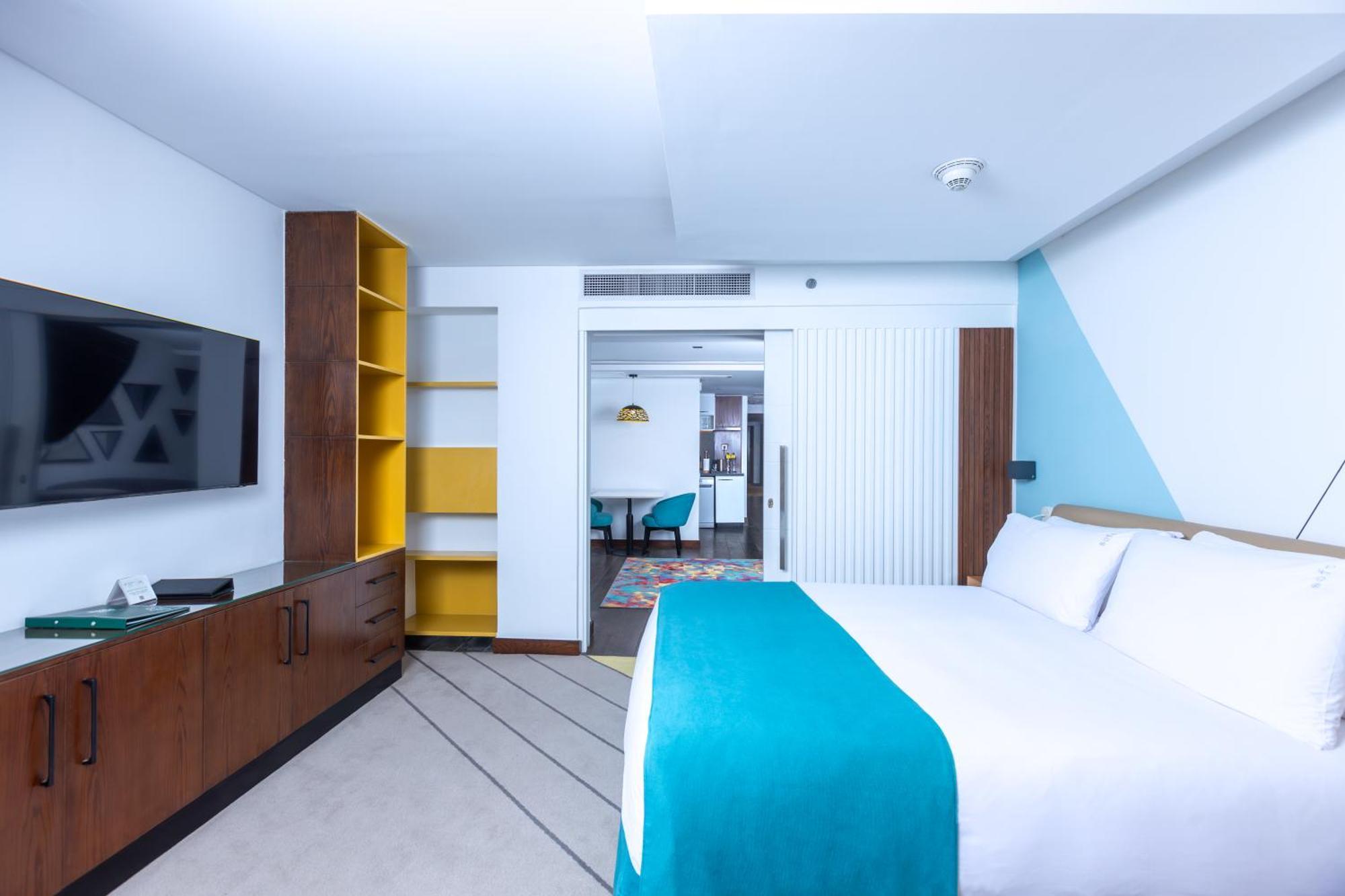 Holiday Inn&Suites - Cairo Maadi, an IHG Hotel Bagian luar foto